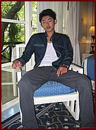 Hot asian studs at Japanboyz.com