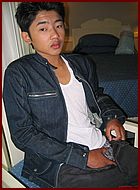 Hot asian studs at Japanboyz.com