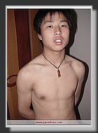 Hot asian studs at Japanboyz.com